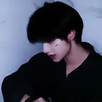 Hoàng Nhật_ba nư9
