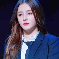 Lee Nancy(Cô út)