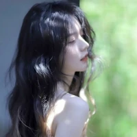 Trịnh Gia Hân_cô