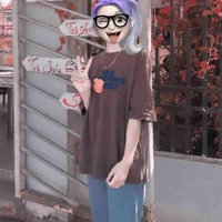 Chị nhân viên