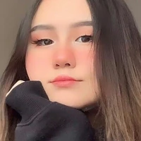Tomi(bạn thân Alina)