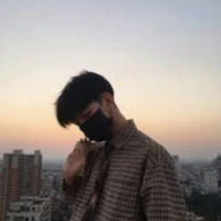 Hoàng Bảo Tùng ( anh trai n9-bff na9)