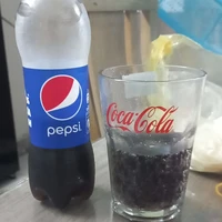 cả đám(trừ ai đc thì trừ)