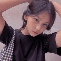 Hs