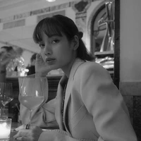 Lalisa Manoban (Cô)