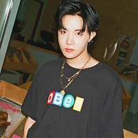 Jung Hoseok - ba cô