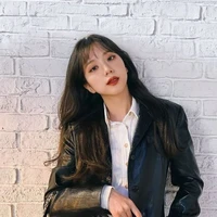 Kim Jisoo - chị