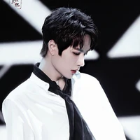 Vương Nhất Bác