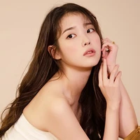 LA IU MANOBAN [CHỊ 2 CÔ]