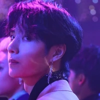 Vương Nhất Bác