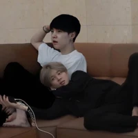 Tuyếtt Nhyy(Tác giả)