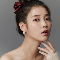 Lee Ji - eun (IU)