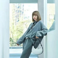 Lalisa Manoban / cô /