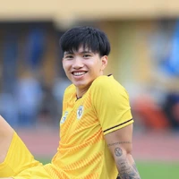 Văn Hậu( Khủng long 🦖)