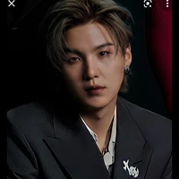Min Yoongi - hắn
