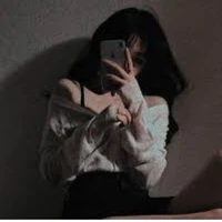 Jeon Nie - Chị Y