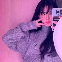 Kim Jisoo/cô/