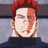 Todoroki Enji//Endeavor (bố Shoto)