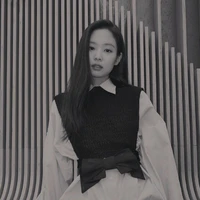 KIM JENNIE ( em )