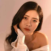 Bích Ngọc (cô giáo chủ nhiệm lớp 12a1)