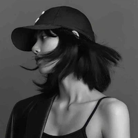 Lalisa Manoban (Gà con) 