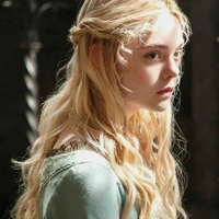 Lily Scarlet