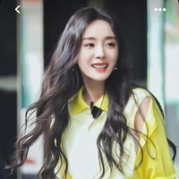 Dương Mịch (chị họ NB,HH)