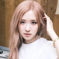 Park Chaeyoung ( Nàng )