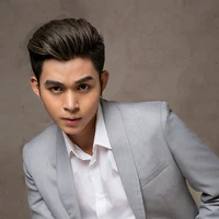 Jun Phạm