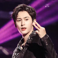 Trương Triết Hạn(TH)