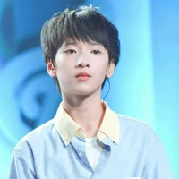 Nghiêm Hạo Tường_ lúc nhỏ