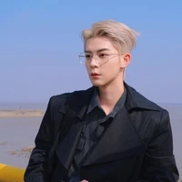 Nam Cung Thiên Bình _bff anh,atrai (cô)