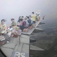 nhân vật phụ trai/gái