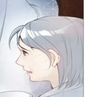 bà cụ ở dưới núi