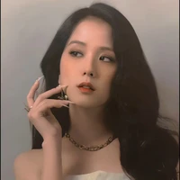 Kim Jisoo [ 𝐂𝐇𝐈 ]