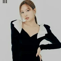 Nayeon (Thỏ, Bí thư Hoa Khôi khối 10)