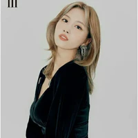 Momo (Mâu, học sinh giỏi toàn diện)