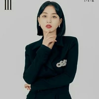 Jihyo (Bảy , bí thư 2 trong lớp)