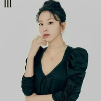 Chae young (Hổ, Lớp phó , đanh đá)
