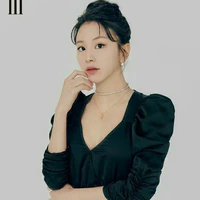 Chae young (Hổ, Lớp phó , đanh đá)