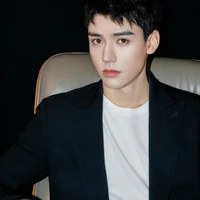 Tuấn Tuấn
