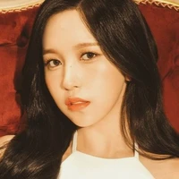 Tzuyu-Roley