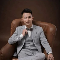 Tuấn( nam9)