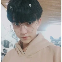 Văn Minh Đức(n9)em út