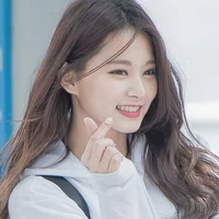 Chou Tzeye