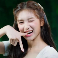 Lee Seo