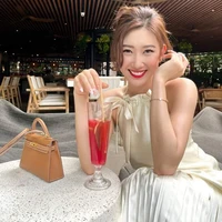 THÚY NGÂN
