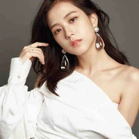 Kim Jisoo (bạn thân Y/n)