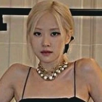 Park Chaeyoung (cô)