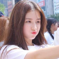 Nancy (Cy)